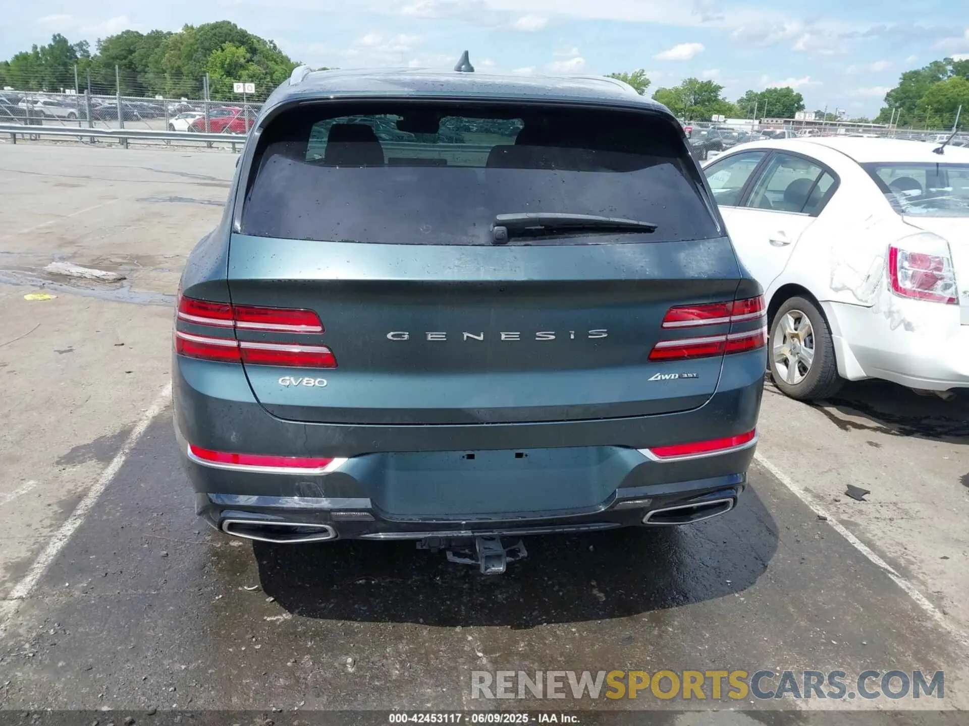 16 Photograph of a damaged car KMUHCESC4PU124819 GENESIS GV80 2023
