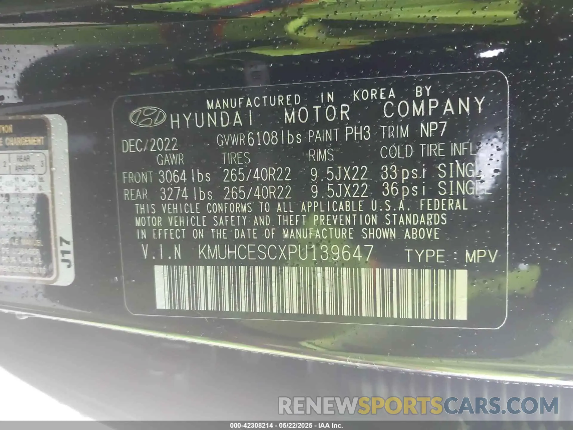 9 Photograph of a damaged car KMUHCESCXPU139647 GENESIS GV80 2023