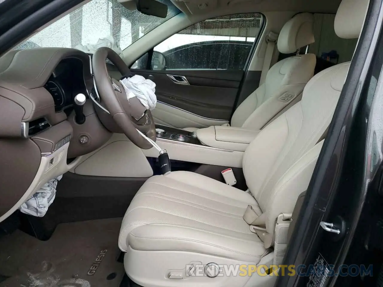 7 Photograph of a damaged car KMUHBDSB1RU172303 GENESIS GV80 2024
