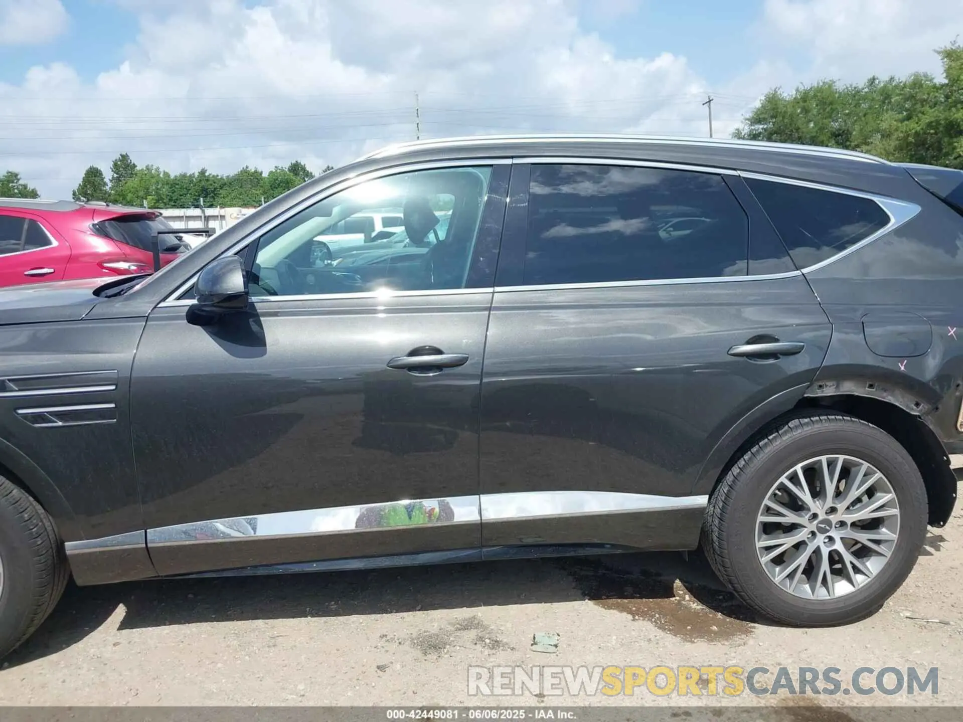 15 Photograph of a damaged car KMUHBDSB9RU209209 GENESIS GV80 2024