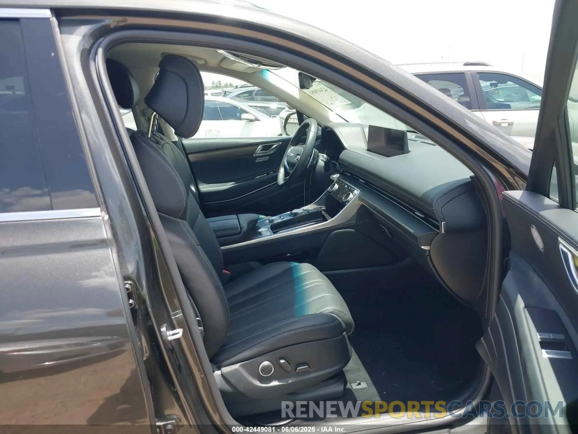 5 Photograph of a damaged car KMUHBDSB9RU209209 GENESIS GV80 2024