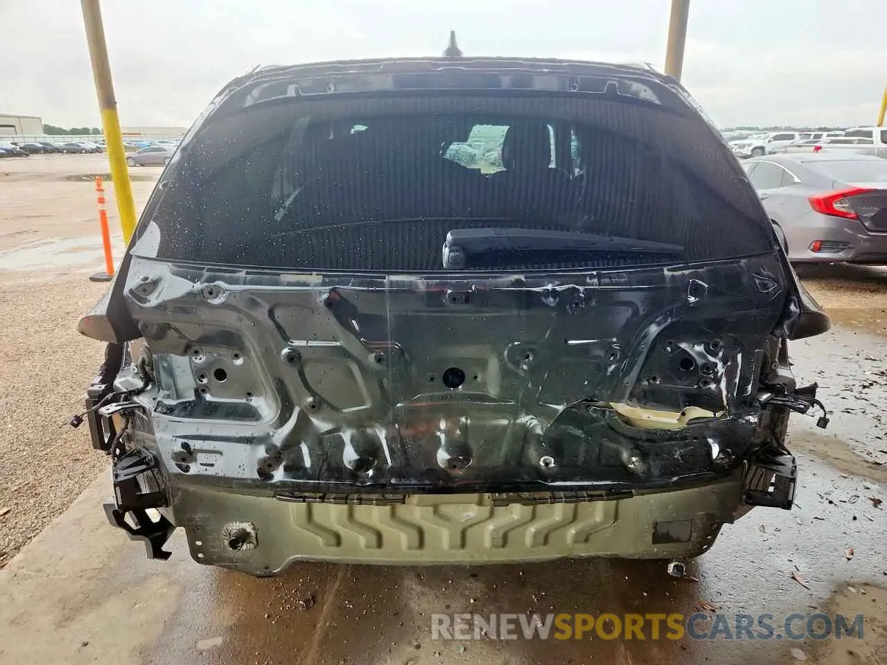 6 Photograph of a damaged car KMUHBDSB9RU209808 GENESIS GV80 2024