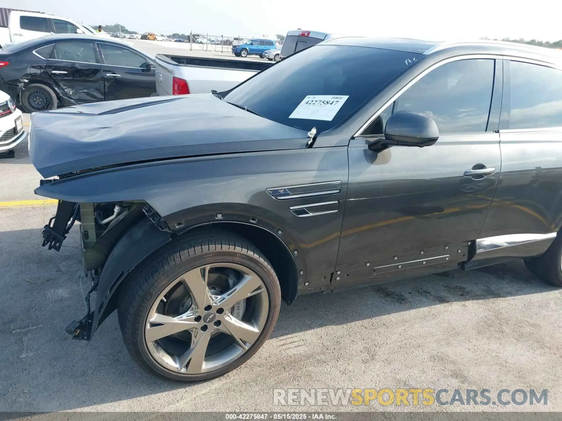 19 Photograph of a damaged car KMUHCESC1RU174015 GENESIS GV80 2024