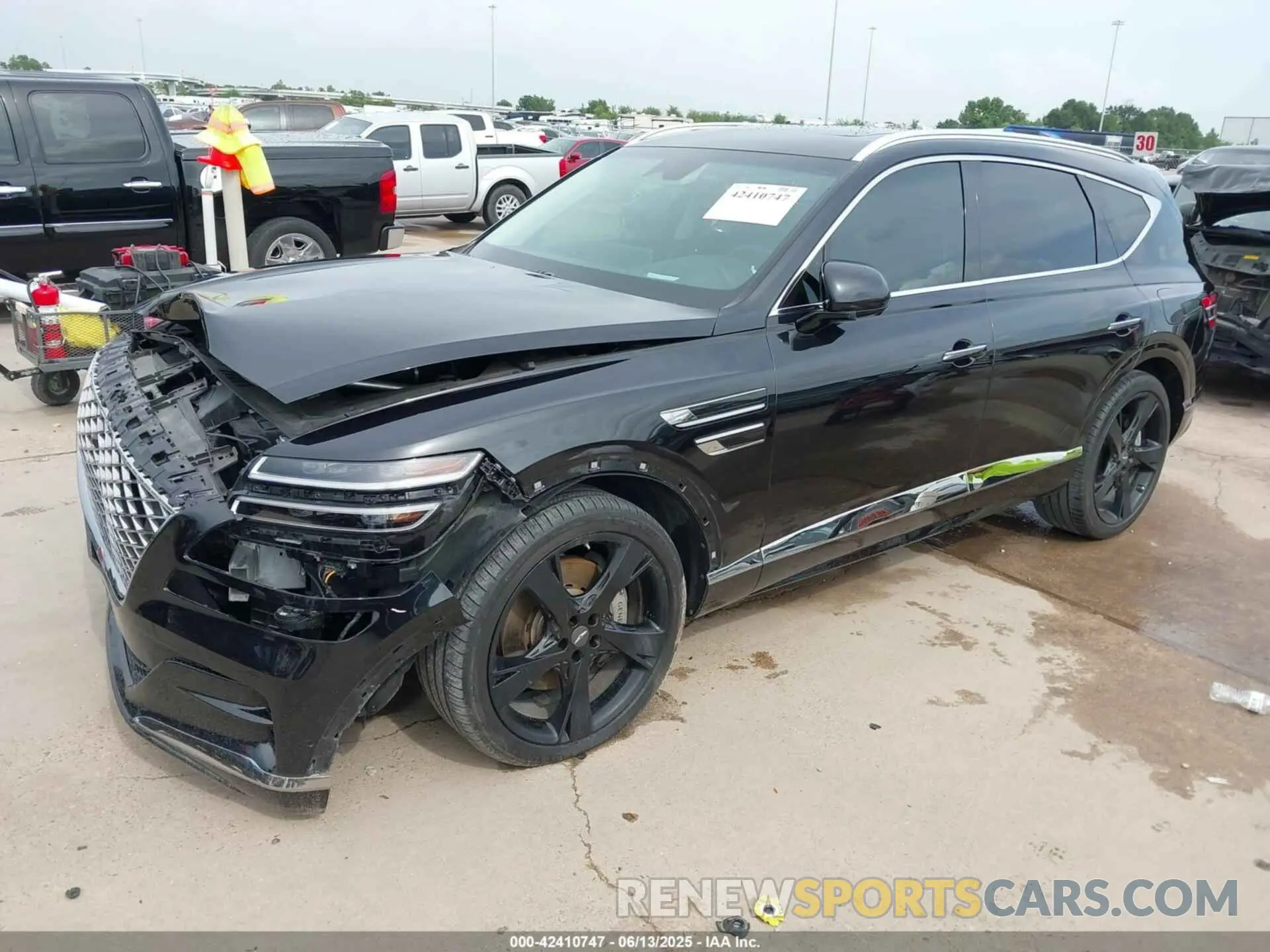 2 Photograph of a damaged car KMUHCESC4RU151408 GENESIS GV80 2024