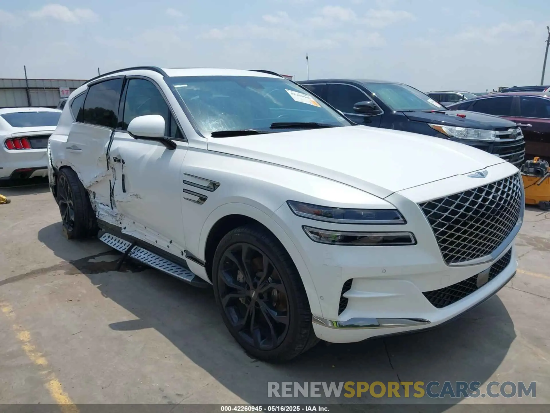 1 Photograph of a damaged car KMUHCESC8RU166378 GENESIS GV80 2024