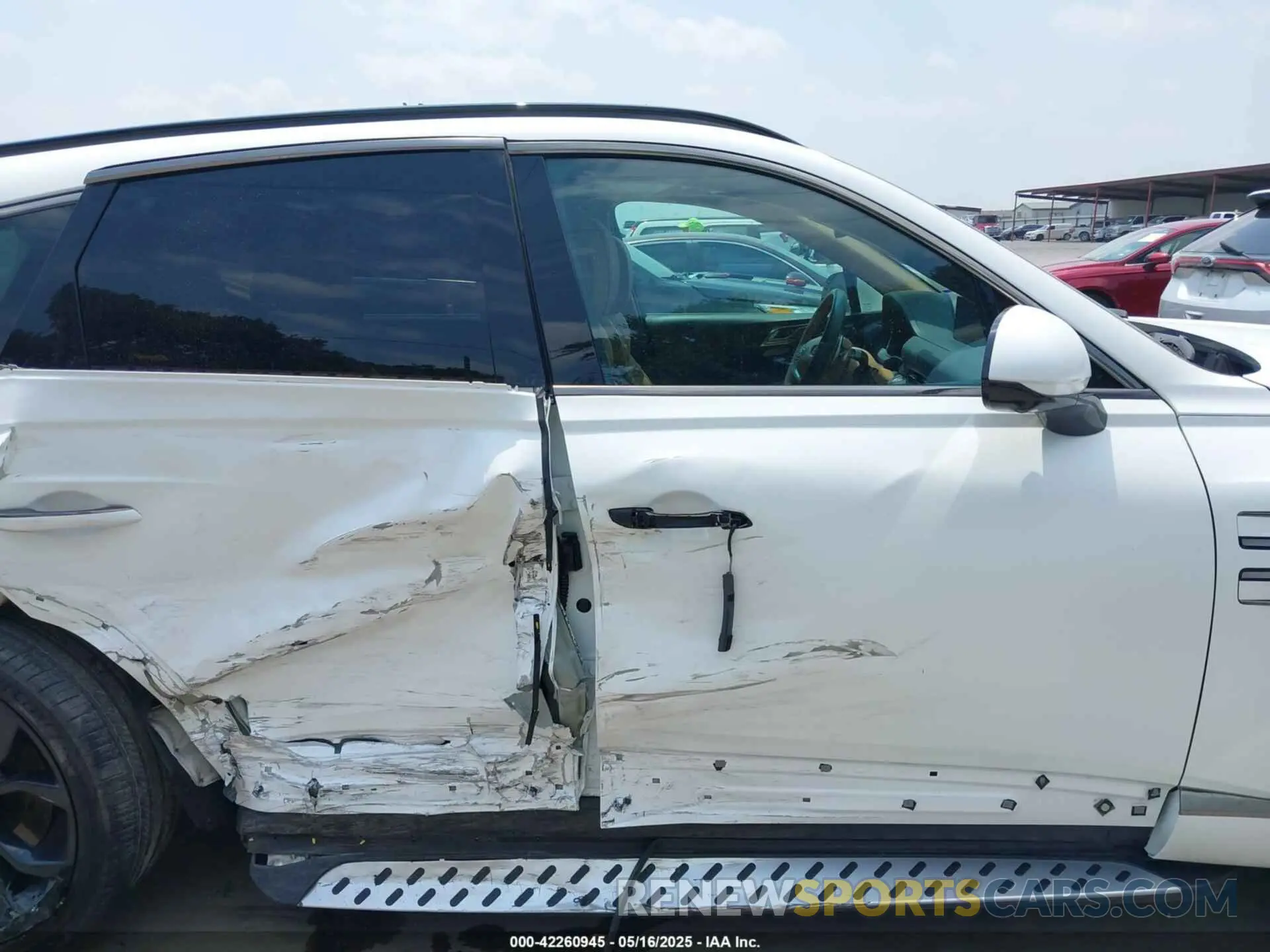 13 Photograph of a damaged car KMUHCESC8RU166378 GENESIS GV80 2024
