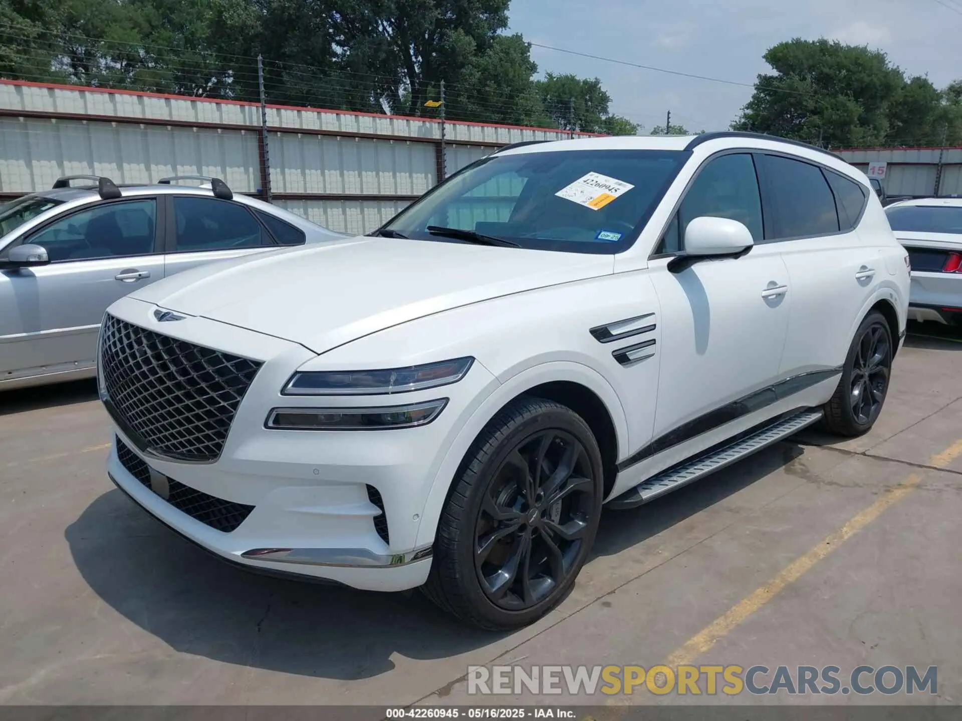 2 Photograph of a damaged car KMUHCESC8RU166378 GENESIS GV80 2024