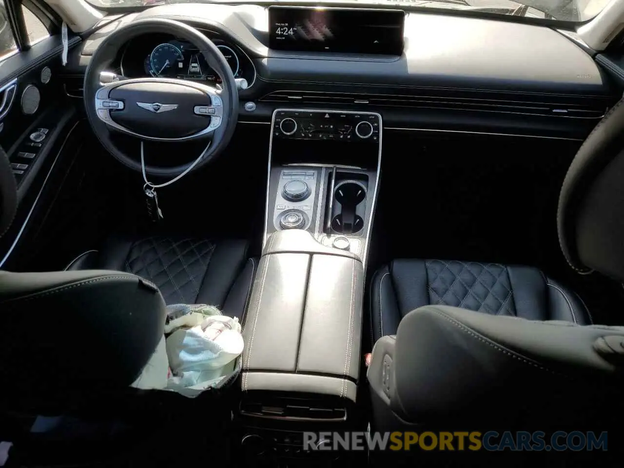 8 Photograph of a damaged car KMUHCESC8RU183004 GENESIS GV80 2024