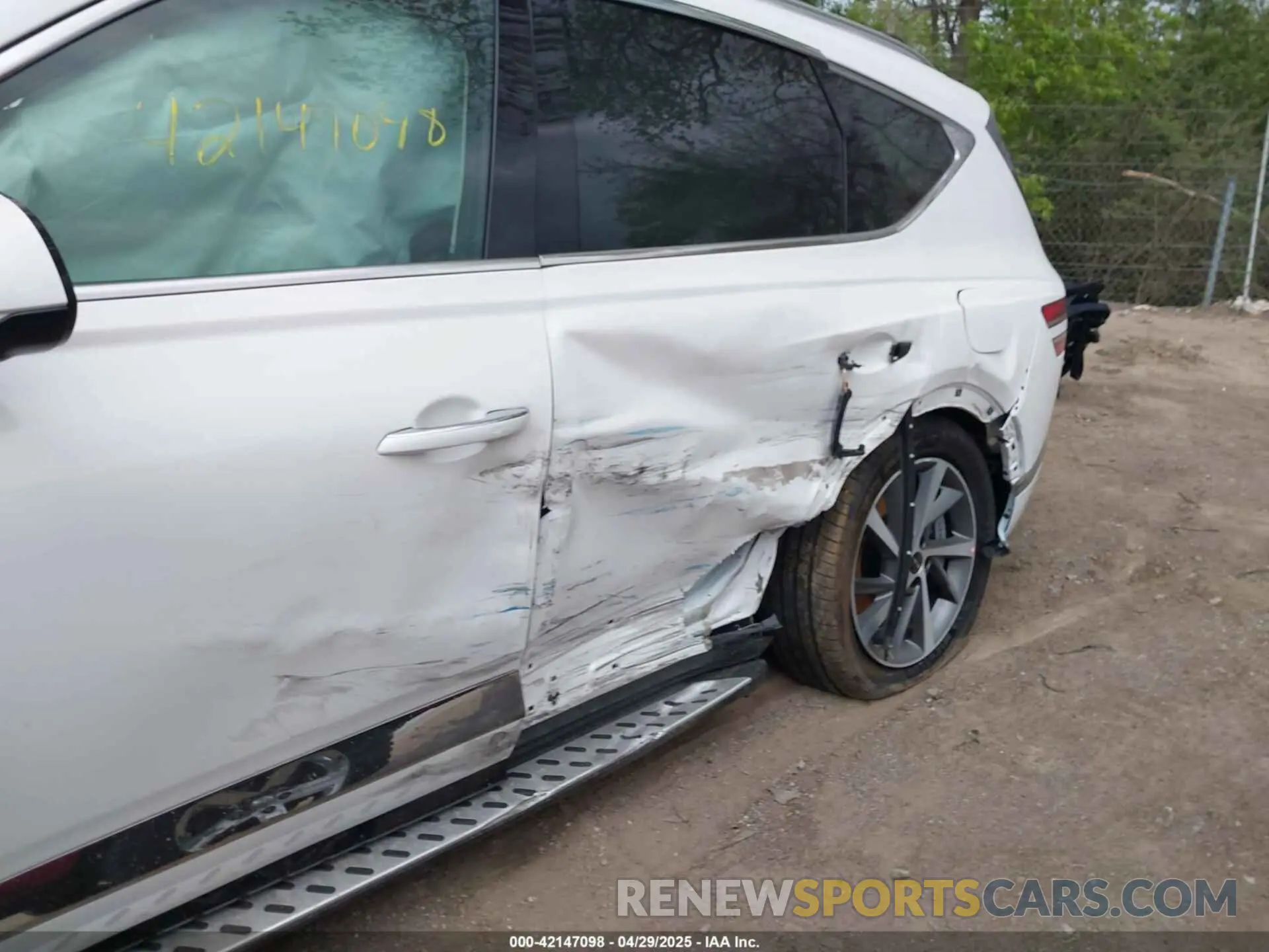 6 Photograph of a damaged car KMUHBESB4SU261777 GENESIS GV80 2025
