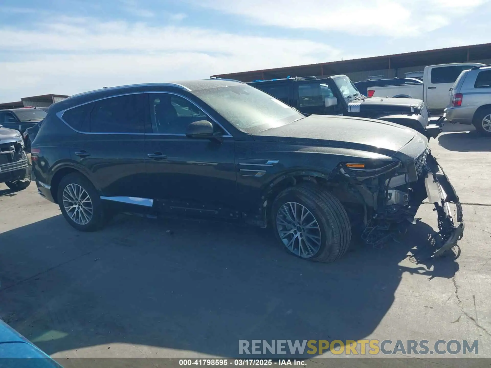 14 Photograph of a damaged car KMUHFESB0SU239716 GENESIS GV80 2025