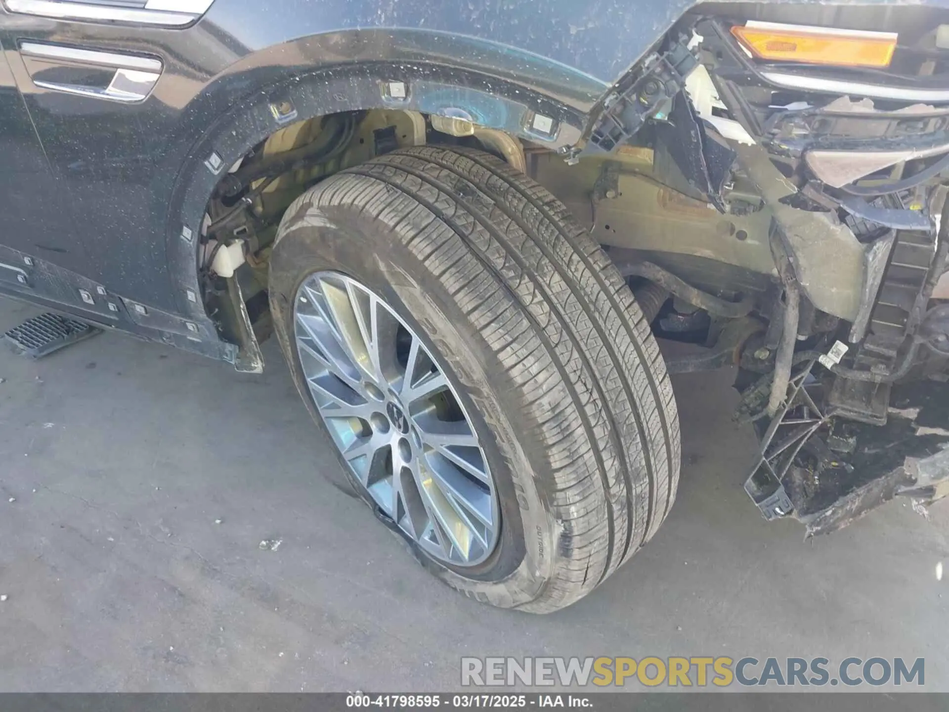 6 Photograph of a damaged car KMUHFESB0SU239716 GENESIS GV80 2025