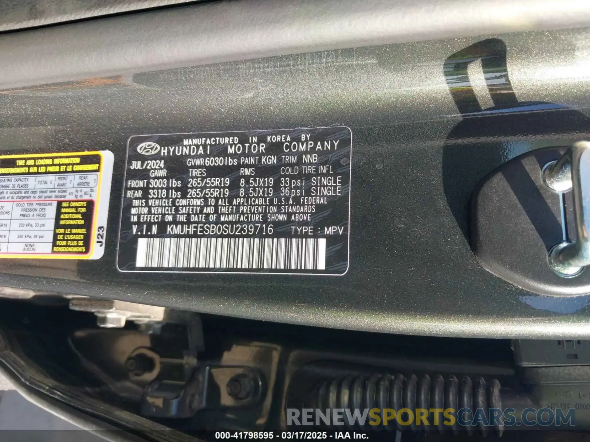9 Photograph of a damaged car KMUHFESB0SU239716 GENESIS GV80 2025