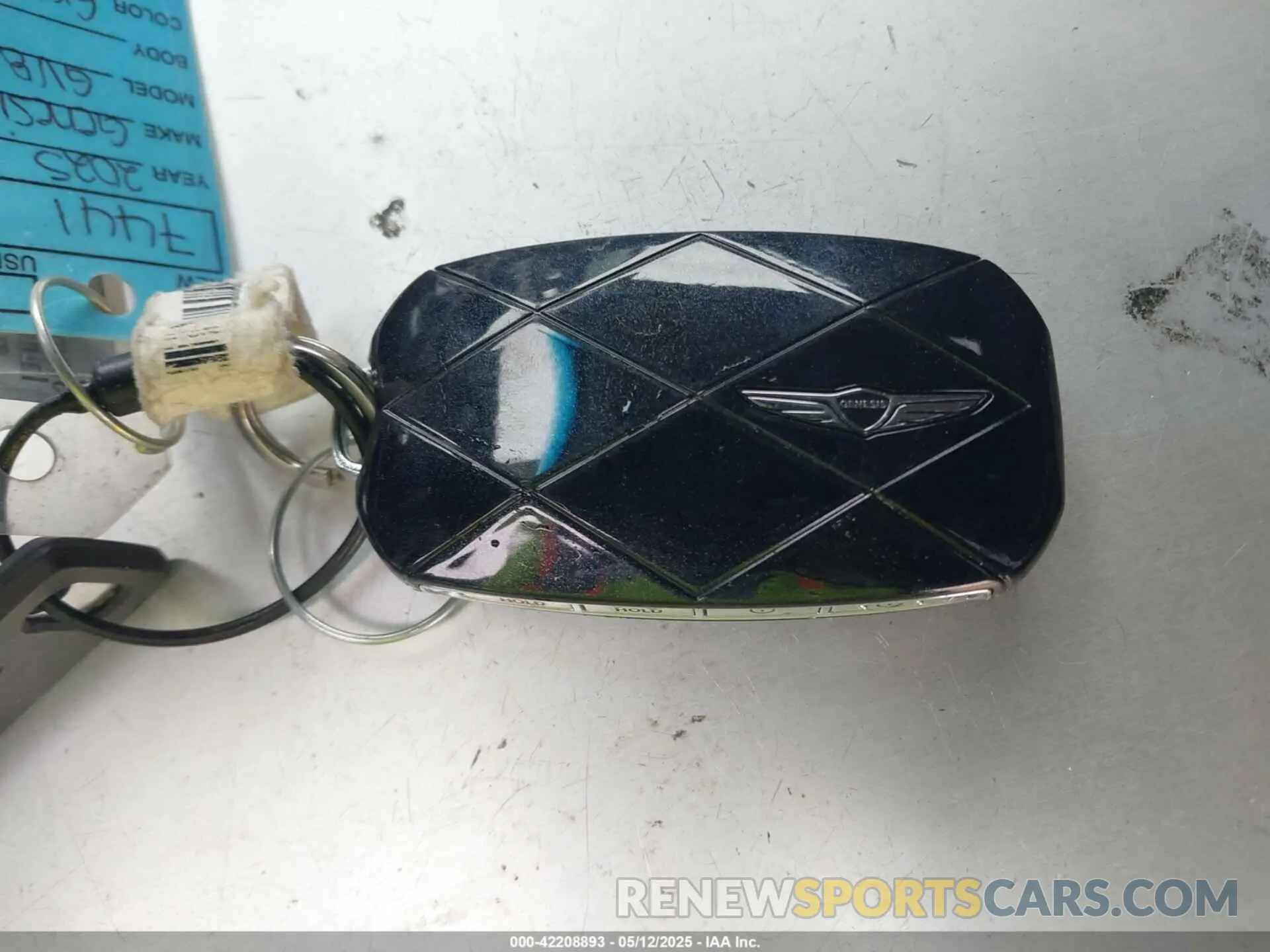 11 Photograph of a damaged car KMUHFESB7SU241172 GENESIS GV80 2025