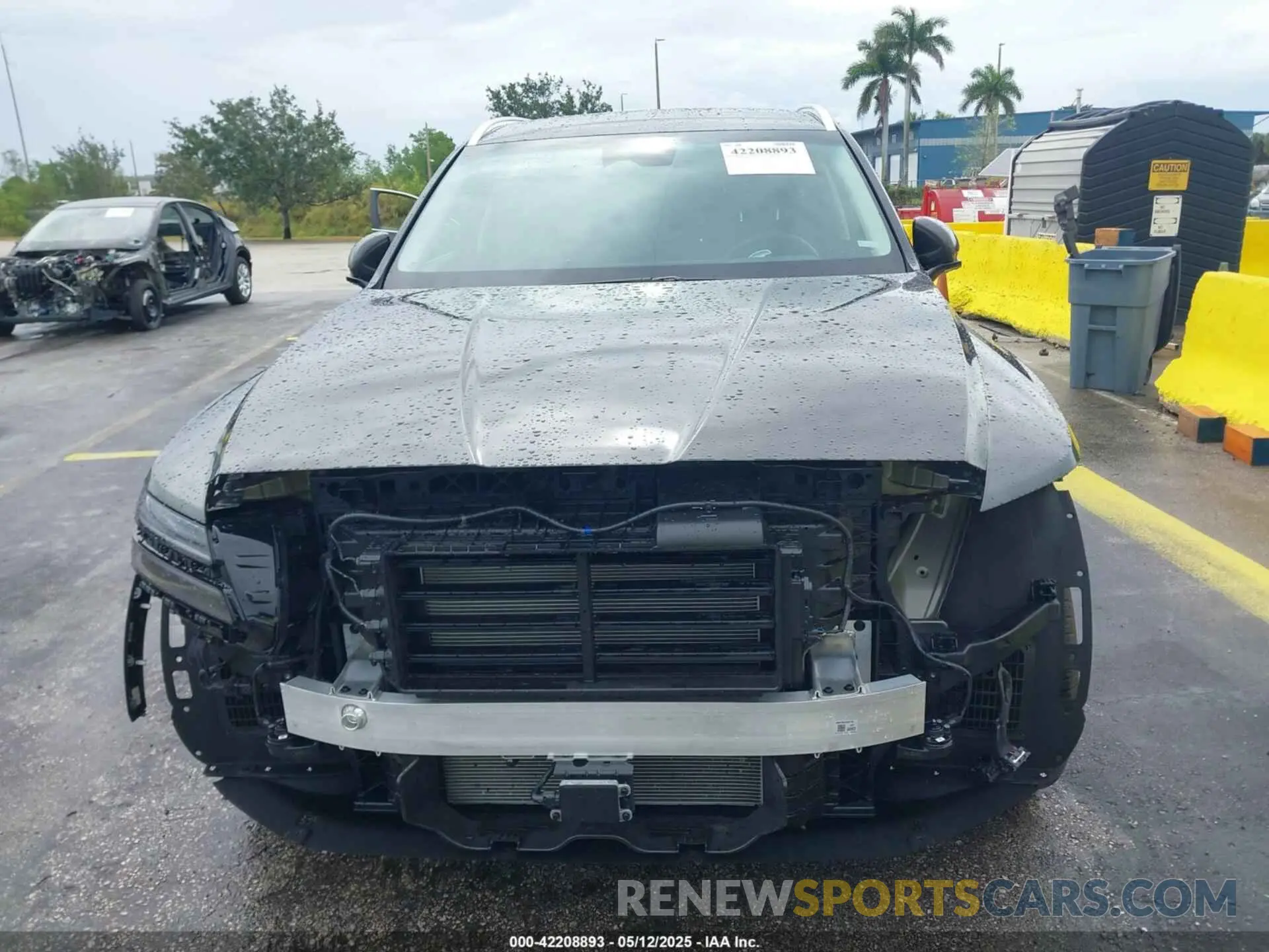 13 Photograph of a damaged car KMUHFESB7SU241172 GENESIS GV80 2025