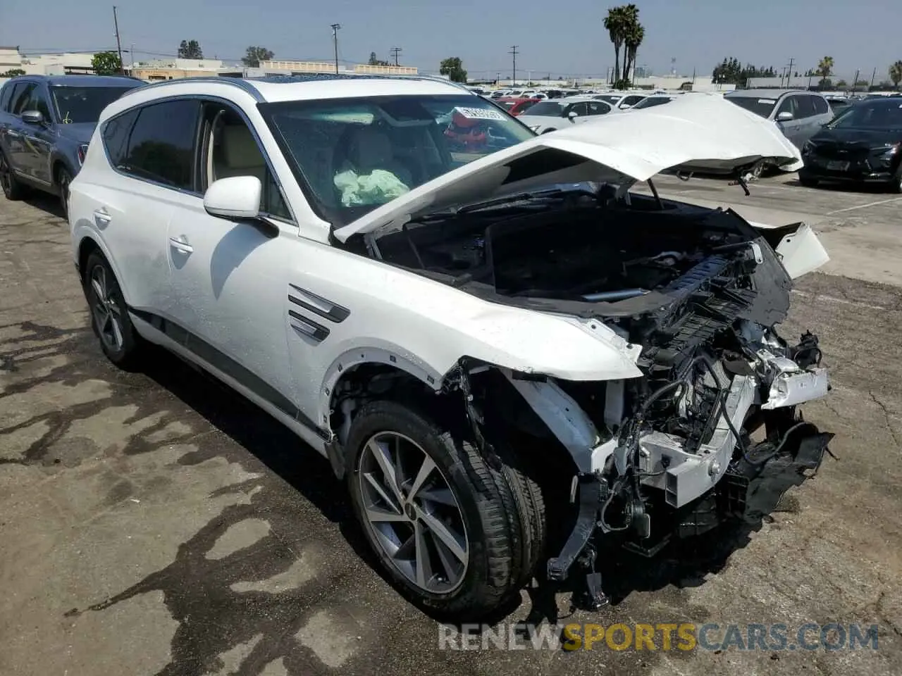 4 Photograph of a damaged car KMUHGESB8SU261492 GENESIS GV80 SELEC 2025
