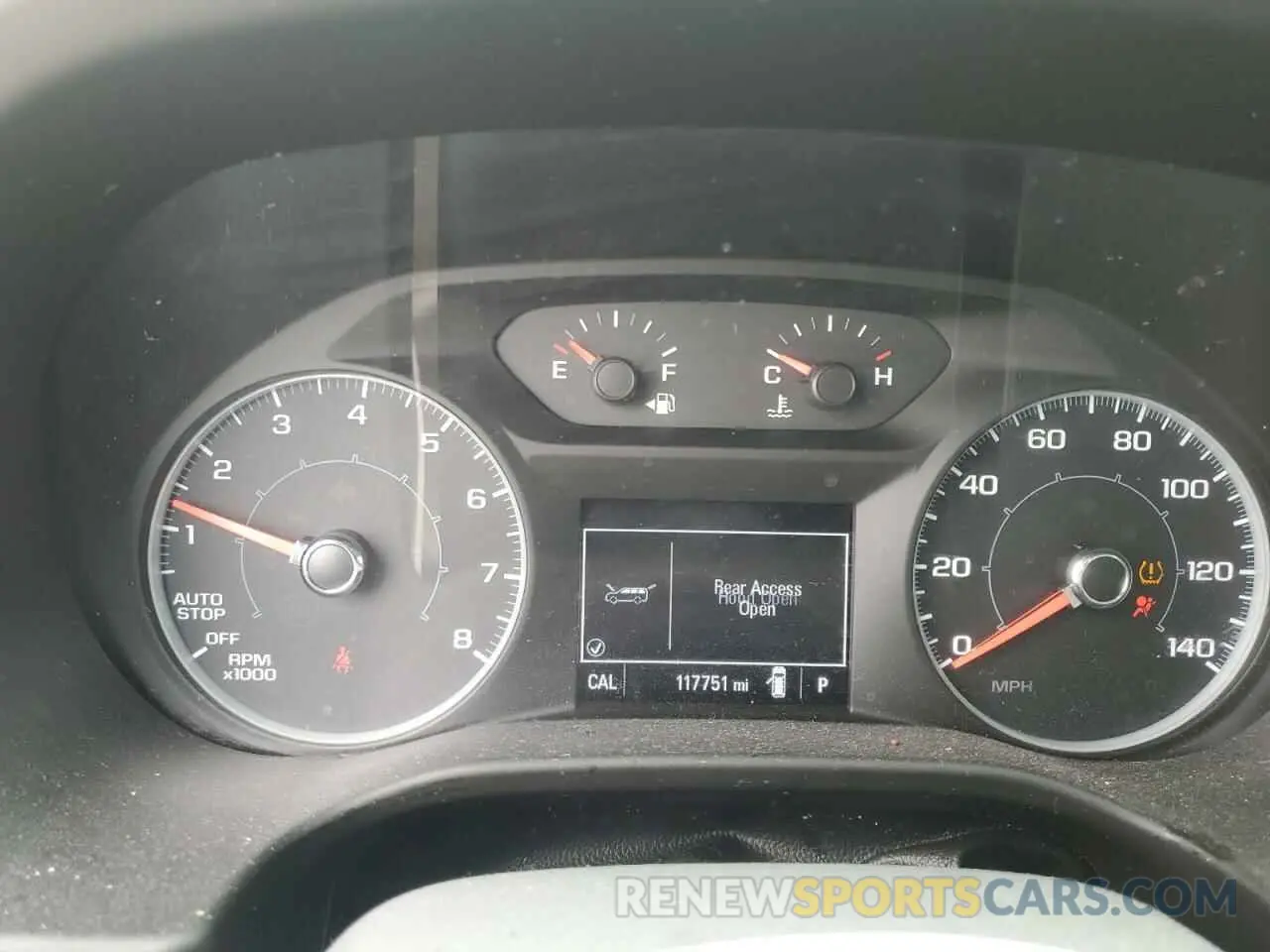 9 Photograph of a damaged car 1GKKNKLA0KZ138683 GMC ACADIA 2019