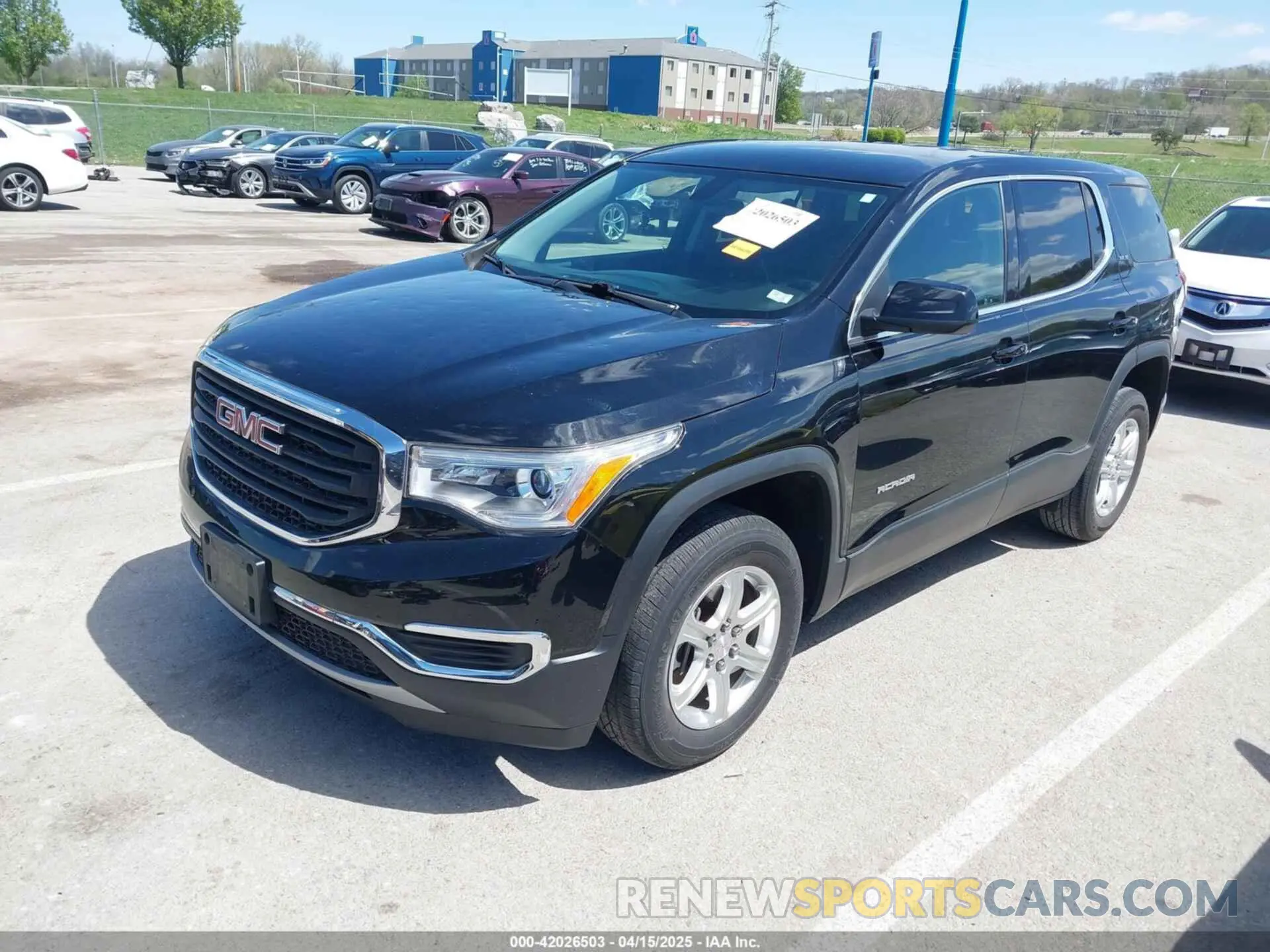 2 Photograph of a damaged car 1GKKNKLA0KZ195451 GMC ACADIA 2019
