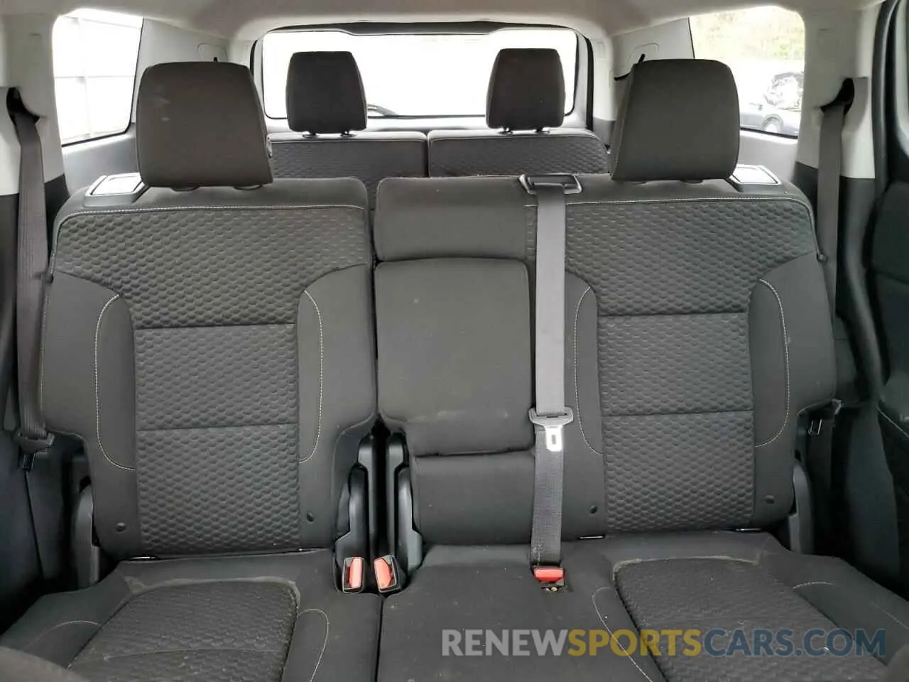 10 Photograph of a damaged car 1GKKNKLA0KZ291662 GMC ACADIA 2019