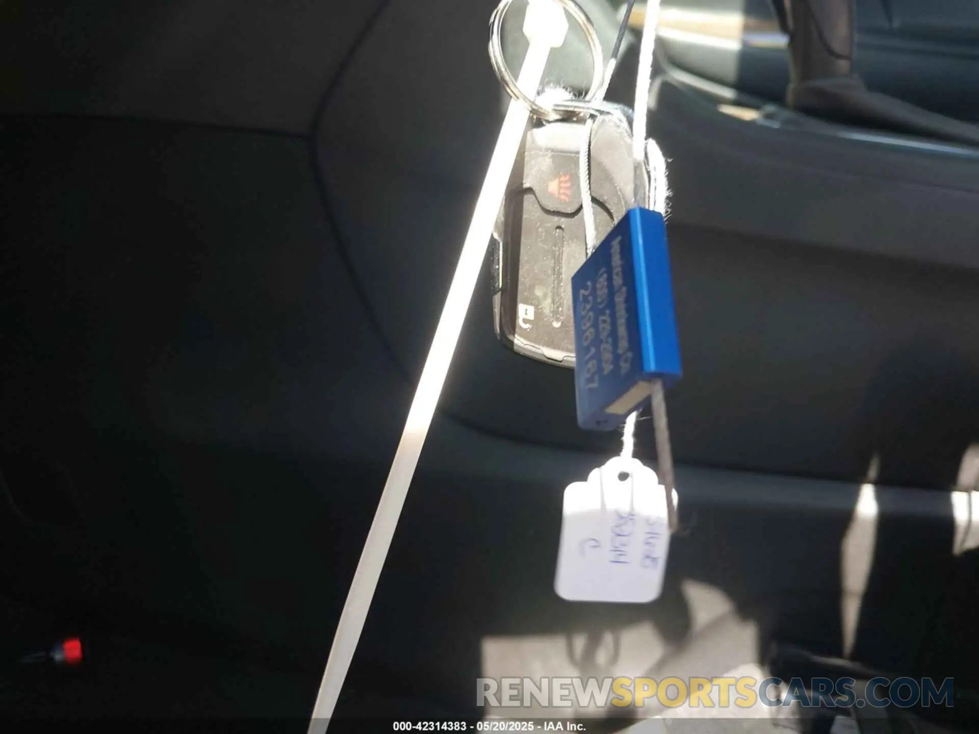 11 Photograph of a damaged car 1GKKNKLA1KZ196849 GMC ACADIA 2019