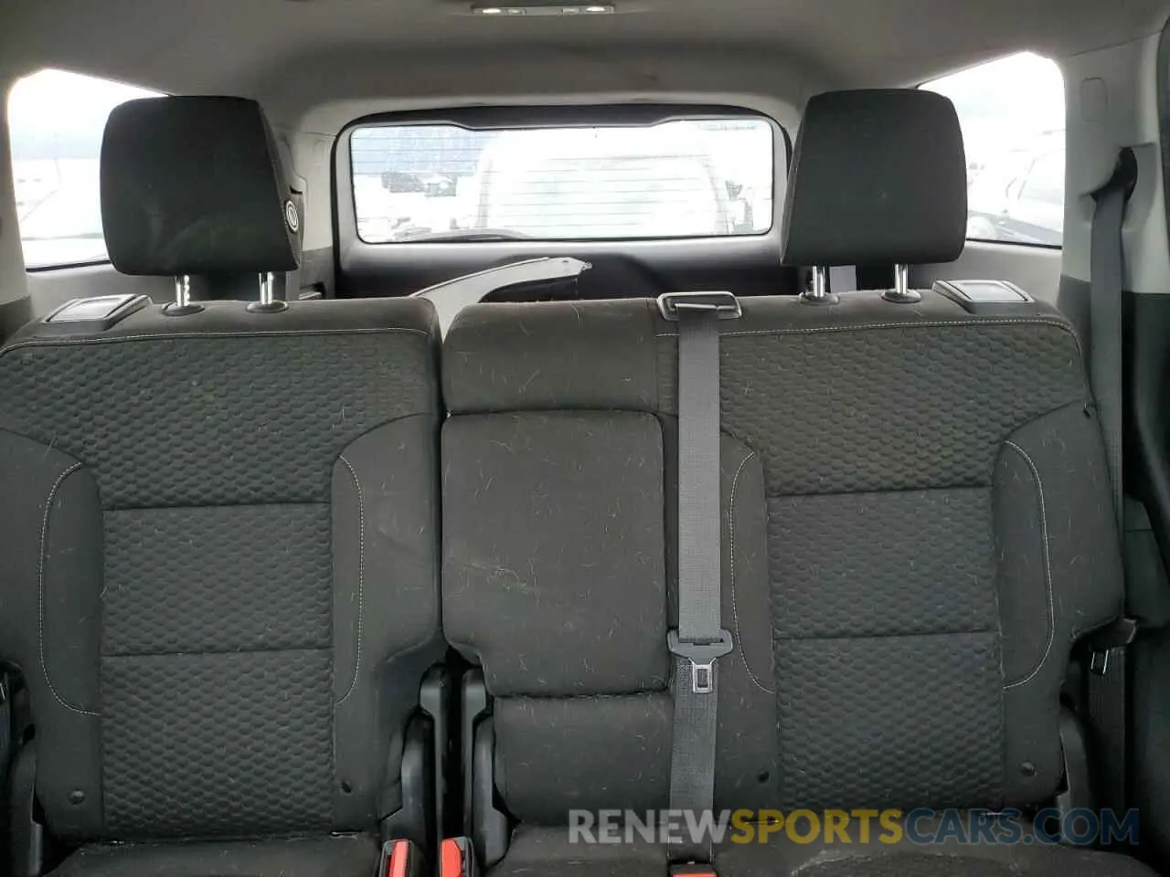 10 Photograph of a damaged car 1GKKNKLA1KZ204870 GMC ACADIA 2019