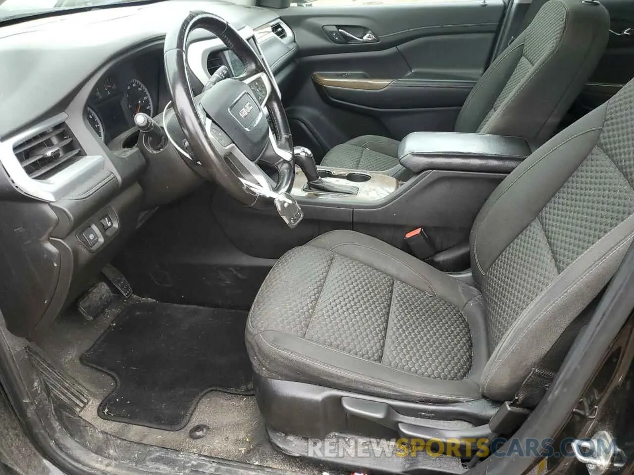 7 Photograph of a damaged car 1GKKNKLA1KZ204870 GMC ACADIA 2019
