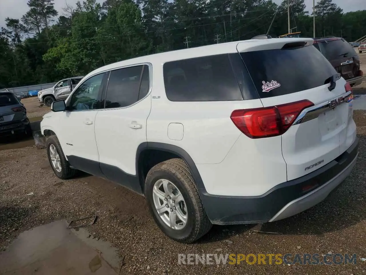 2 Photograph of a damaged car 1GKKNKLA1KZ237030 GMC ACADIA 2019