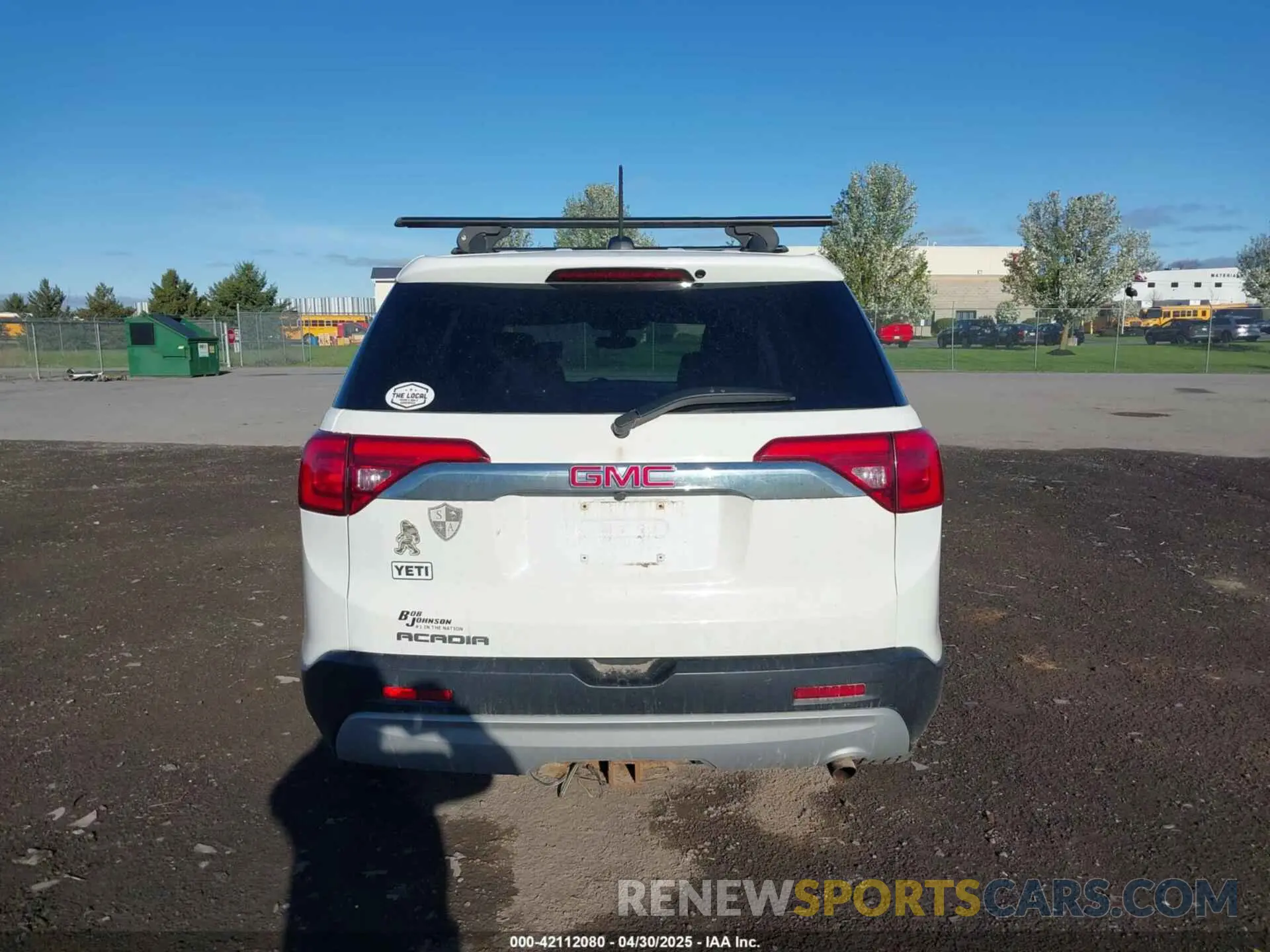 16 Photograph of a damaged car 1GKKNKLA1KZ267046 GMC ACADIA 2019