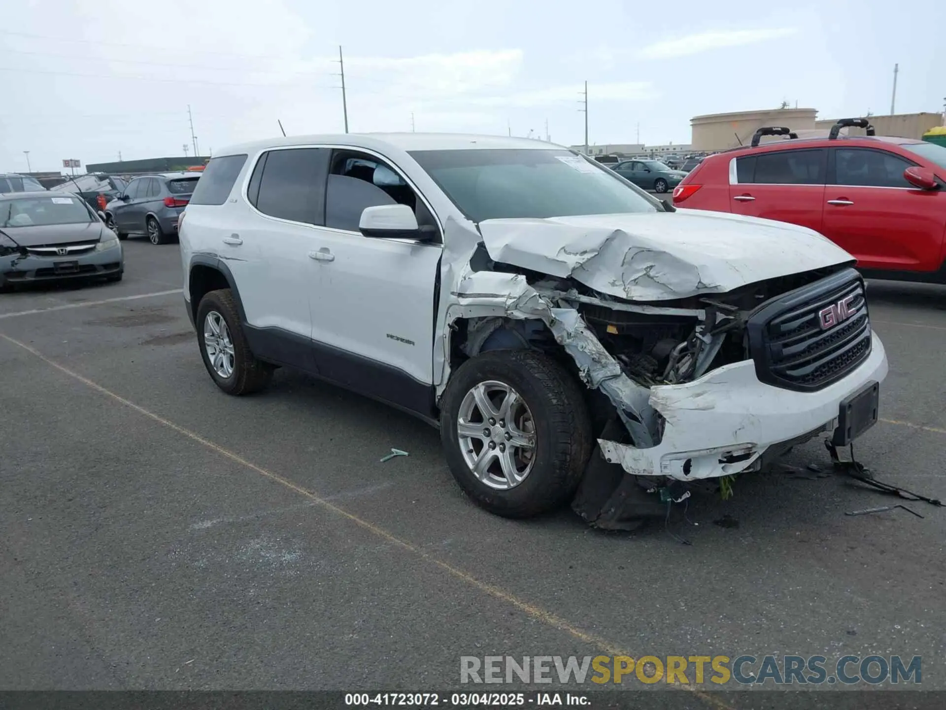 1 Photograph of a damaged car 1GKKNKLA2KZ180403 GMC ACADIA 2019