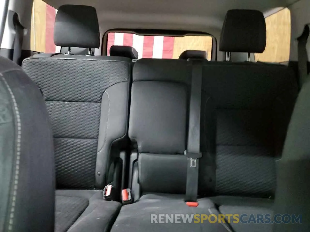 10 Photograph of a damaged car 1GKKNKLA2KZ221483 GMC ACADIA 2019
