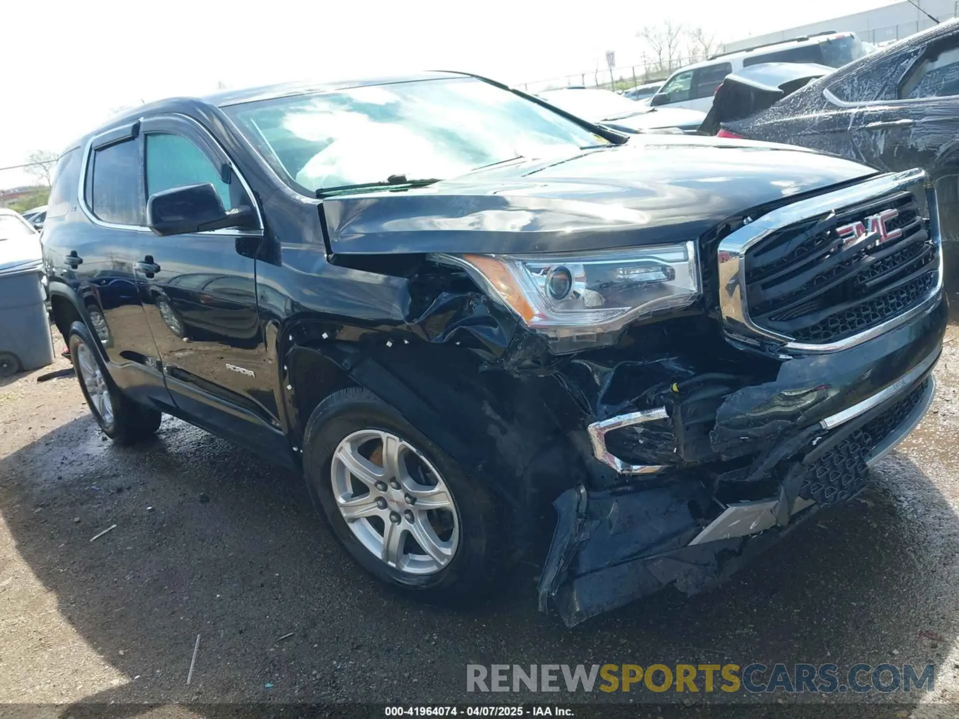 1 Photograph of a damaged car 1GKKNKLA2KZ233536 GMC ACADIA 2019
