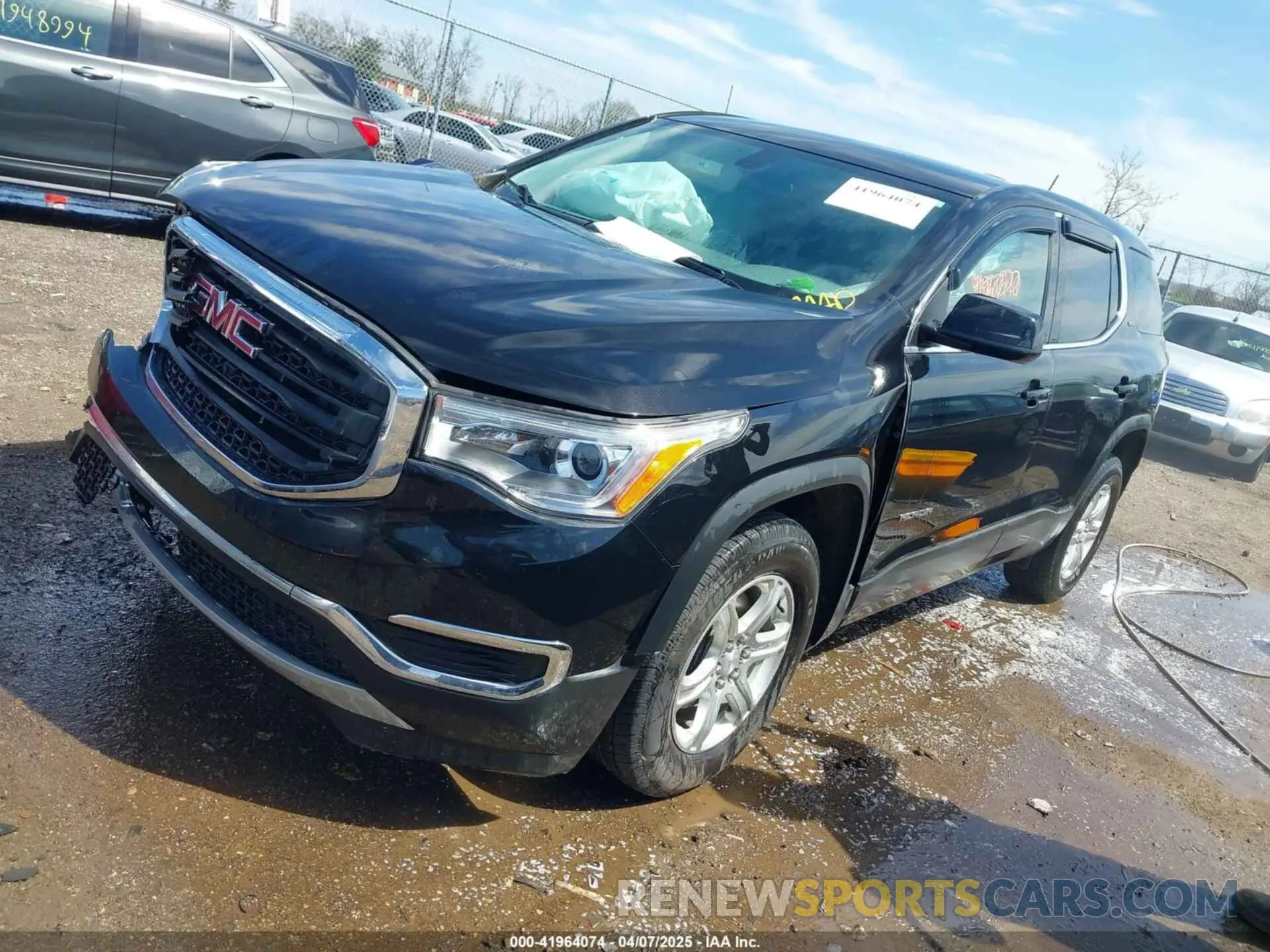 2 Photograph of a damaged car 1GKKNKLA2KZ233536 GMC ACADIA 2019