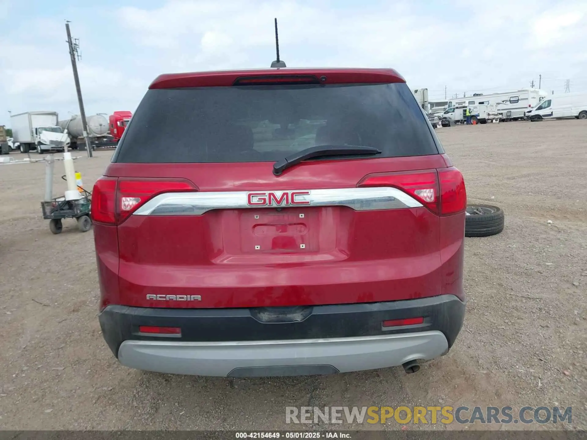 16 Photograph of a damaged car 1GKKNKLA3KZ238647 GMC ACADIA 2019