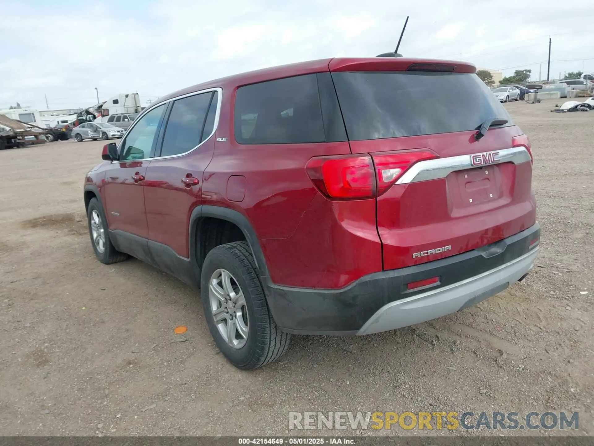 3 Photograph of a damaged car 1GKKNKLA3KZ238647 GMC ACADIA 2019