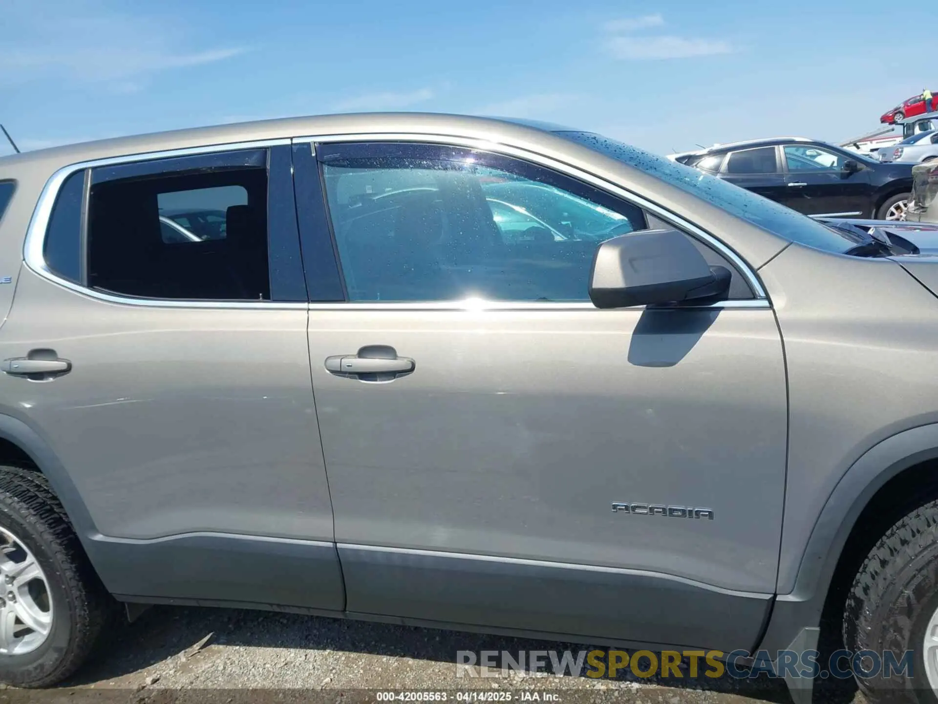 13 Photograph of a damaged car 1GKKNKLA3KZ266531 GMC ACADIA 2019