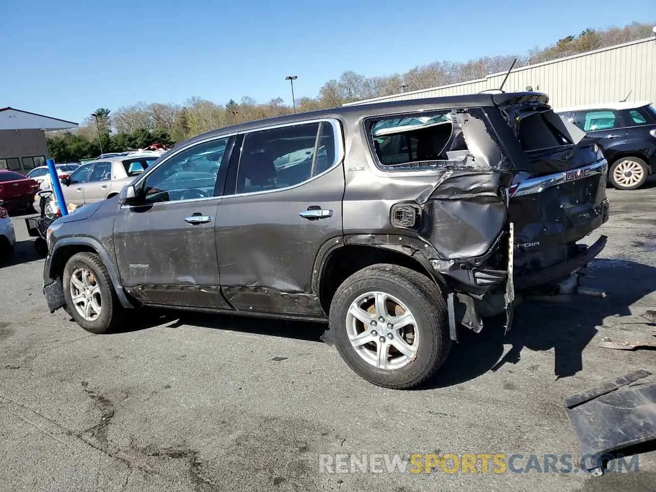 2 Photograph of a damaged car 1GKKNKLA4KZ133373 GMC ACADIA 2019