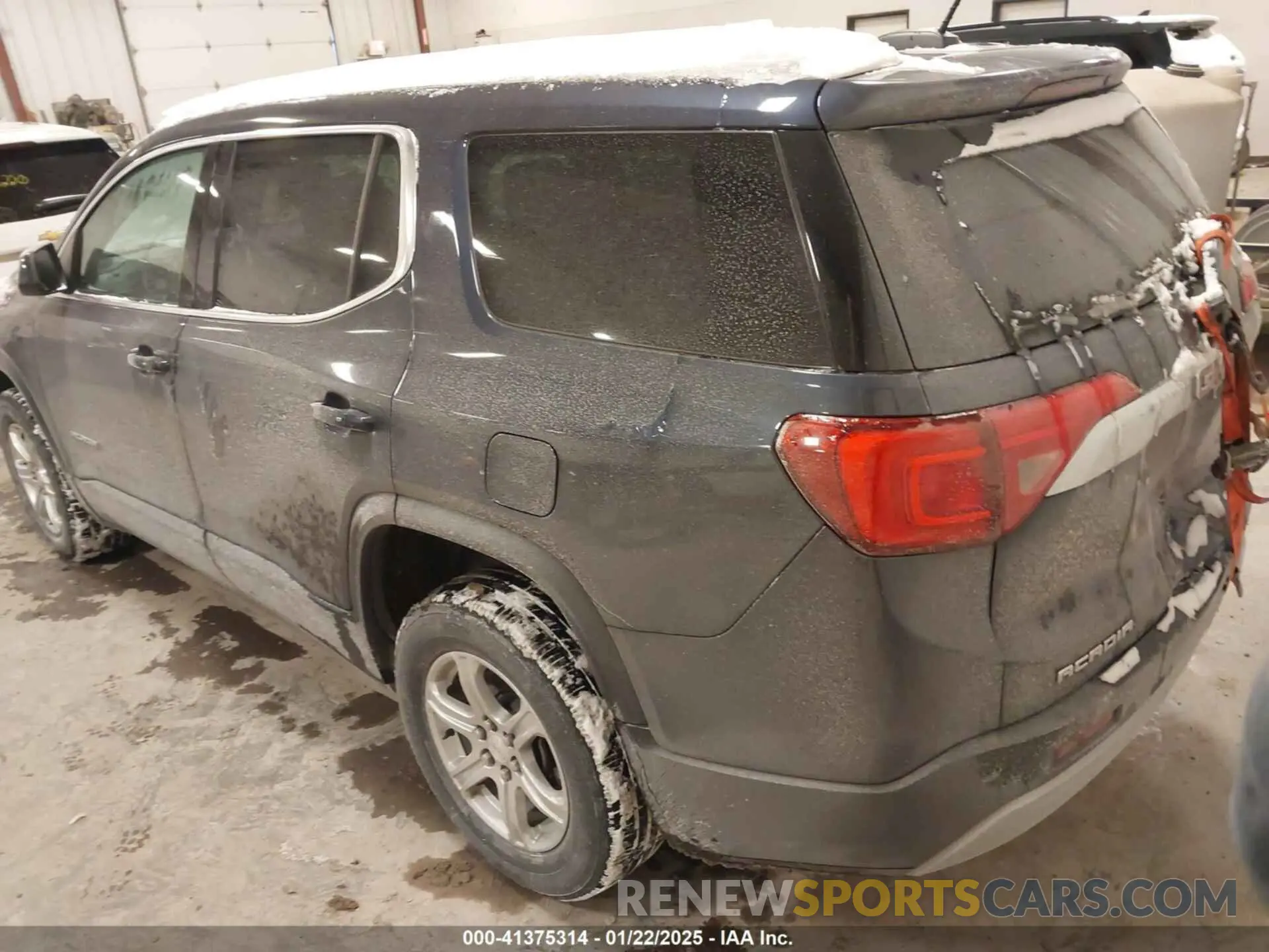 3 Photograph of a damaged car 1GKKNKLA4KZ233800 GMC ACADIA 2019