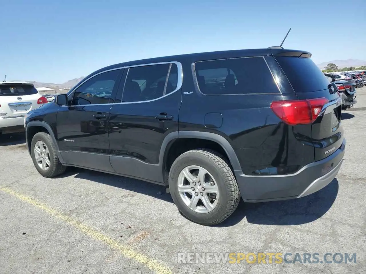 2 Photograph of a damaged car 1GKKNKLA5KZ228475 GMC ACADIA 2019