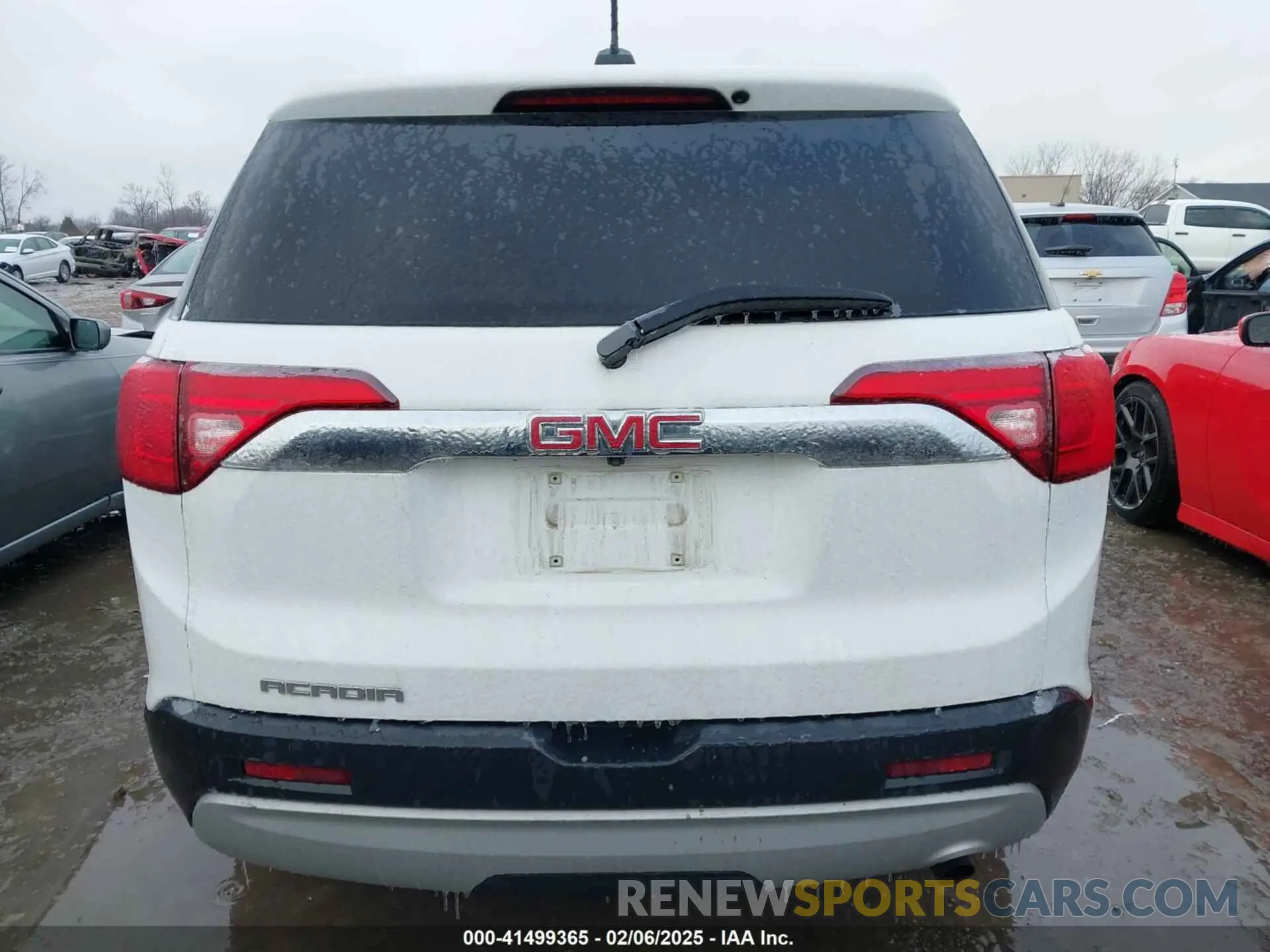 16 Photograph of a damaged car 1GKKNKLA5KZ278907 GMC ACADIA 2019