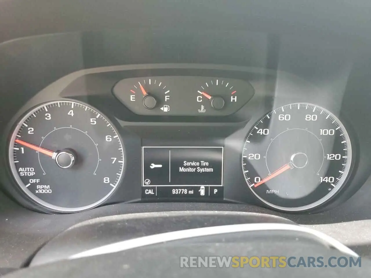 9 Photograph of a damaged car 1GKKNKLA6KZ108636 GMC ACADIA 2019