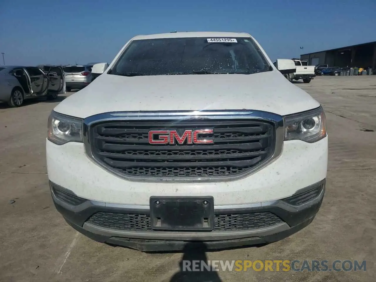 5 Photograph of a damaged car 1GKKNKLA6KZ195437 GMC ACADIA 2019