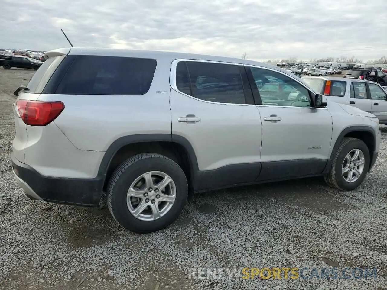 3 Photograph of a damaged car 1GKKNKLA7KZ240157 GMC ACADIA 2019