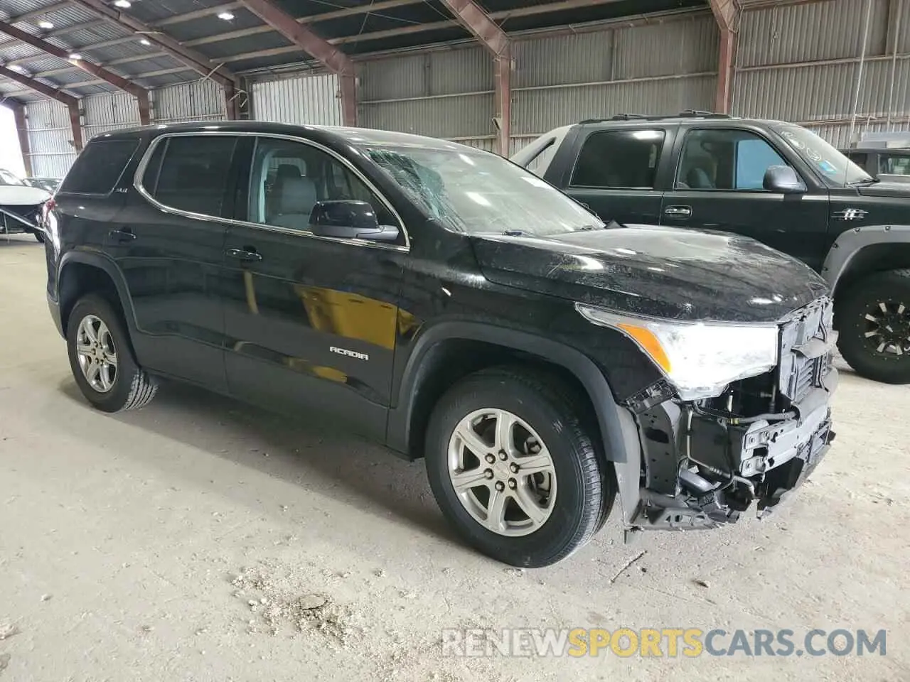4 Photograph of a damaged car 1GKKNKLA7KZ296759 GMC ACADIA 2019
