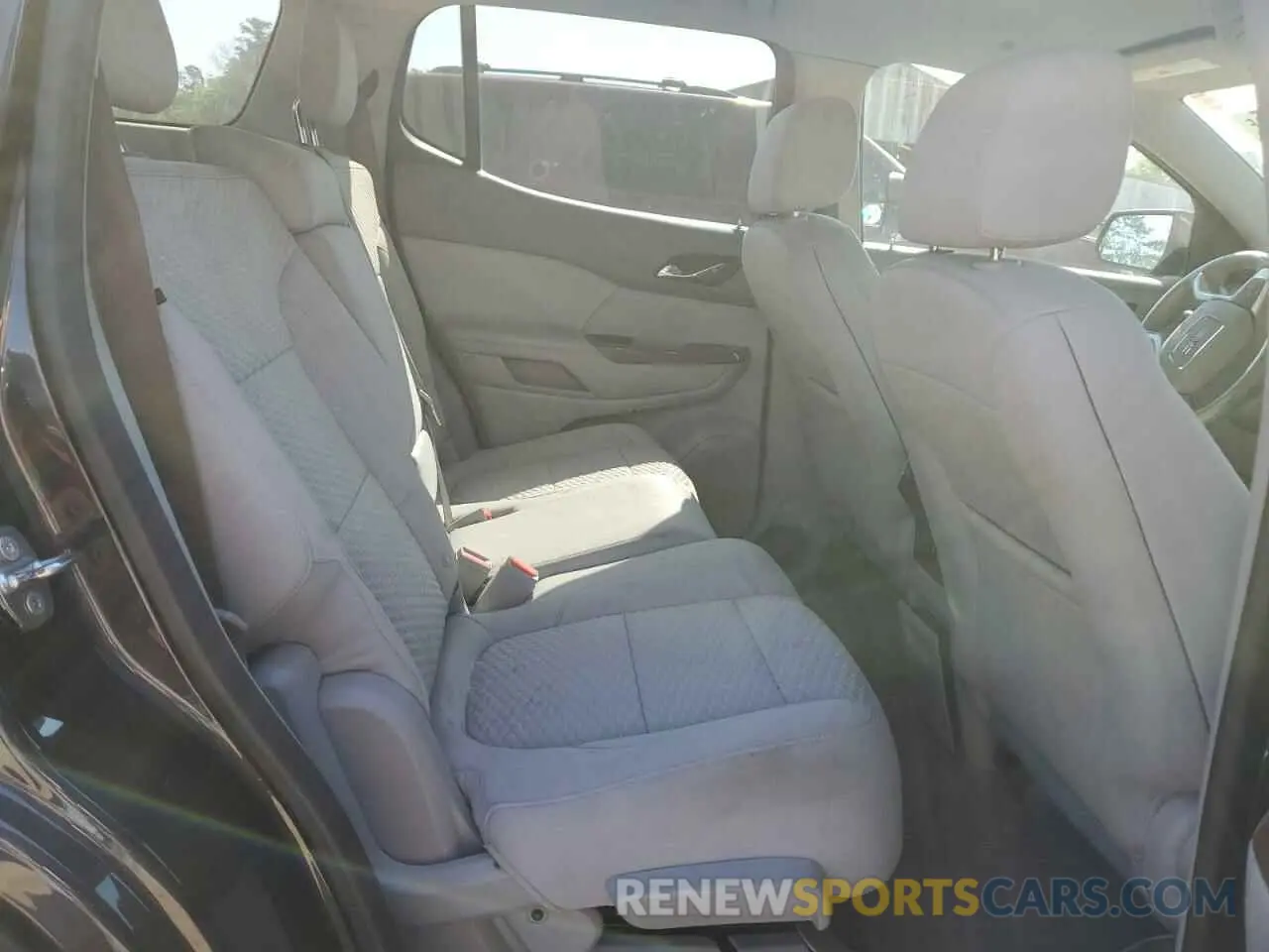 11 Photograph of a damaged car 1GKKNKLA8KZ101882 GMC ACADIA 2019