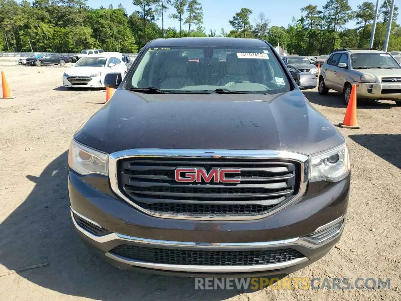5 Photograph of a damaged car 1GKKNKLA8KZ101882 GMC ACADIA 2019