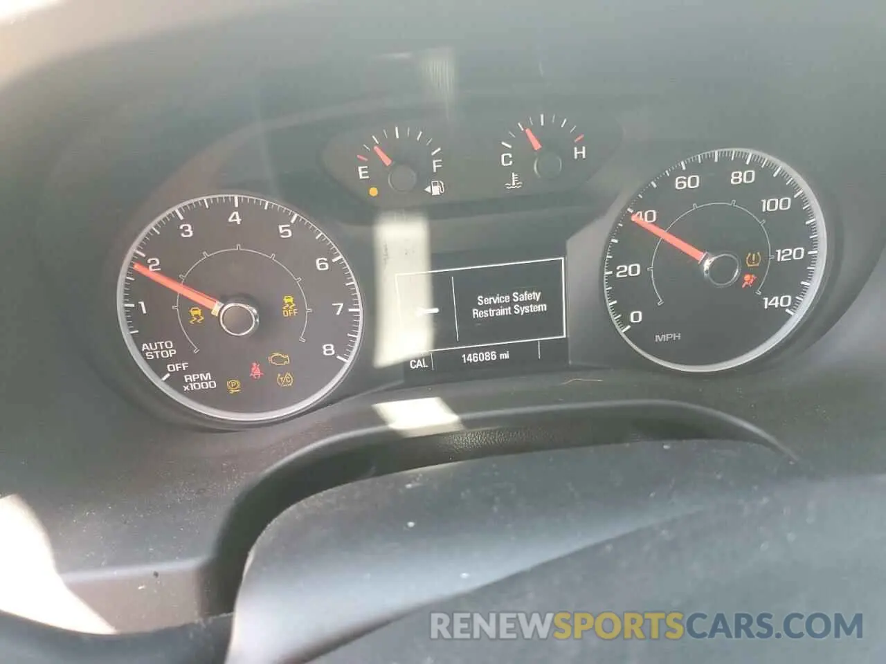 9 Photograph of a damaged car 1GKKNKLA8KZ126605 GMC ACADIA 2019