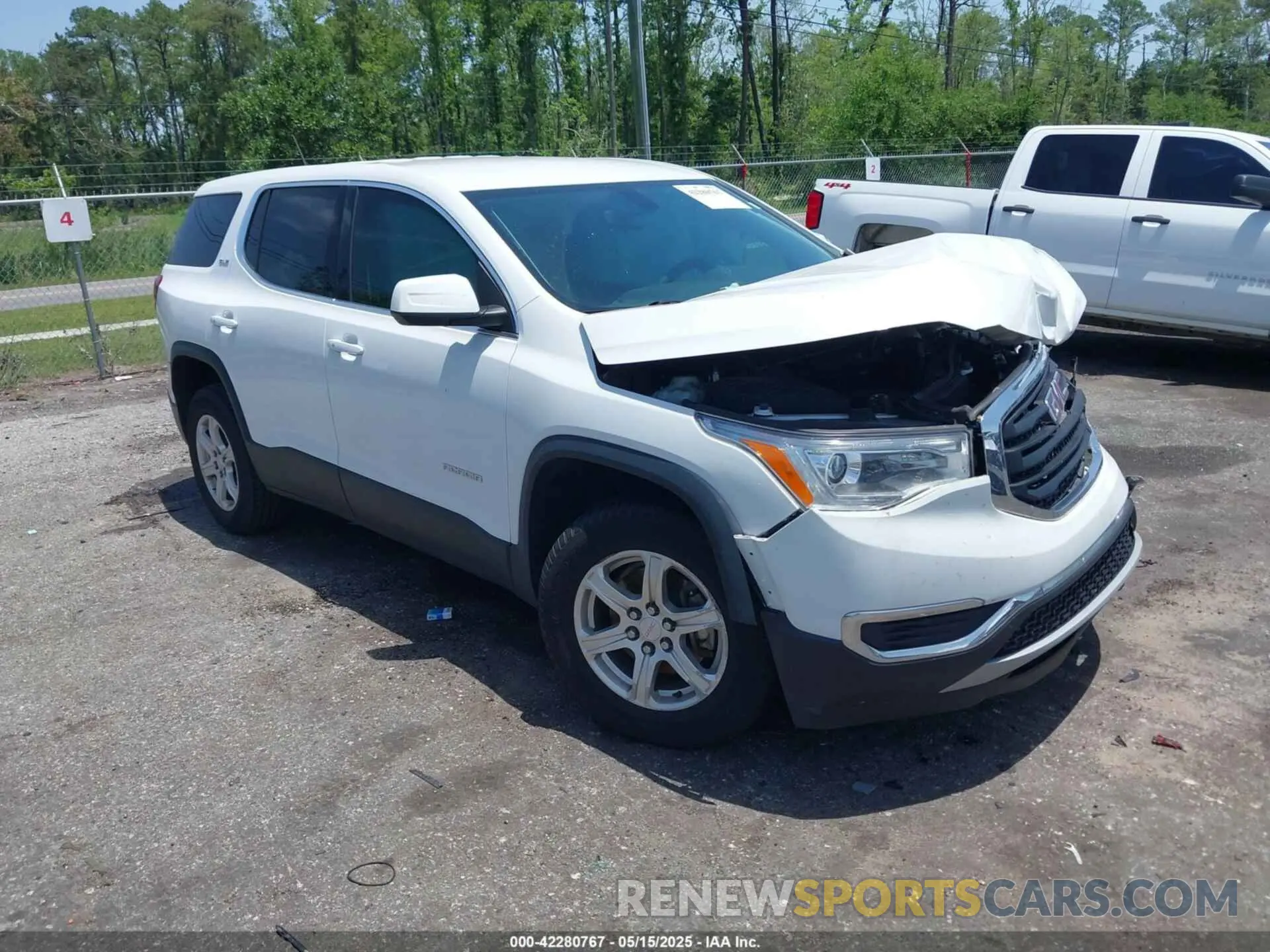 1 Photograph of a damaged car 1GKKNKLA8KZ222511 GMC ACADIA 2019