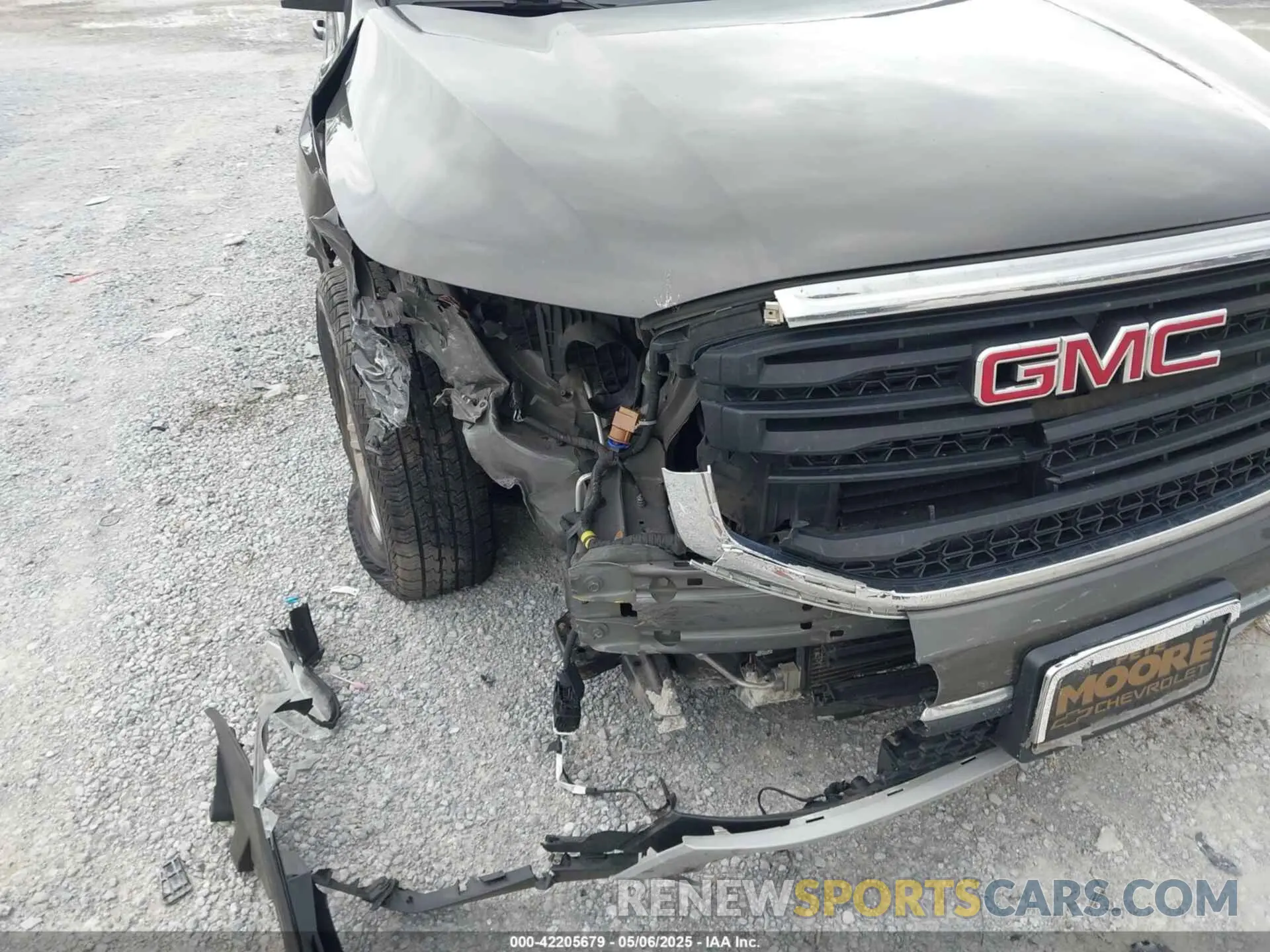 6 Photograph of a damaged car 1GKKNKLA8KZ255802 GMC ACADIA 2019