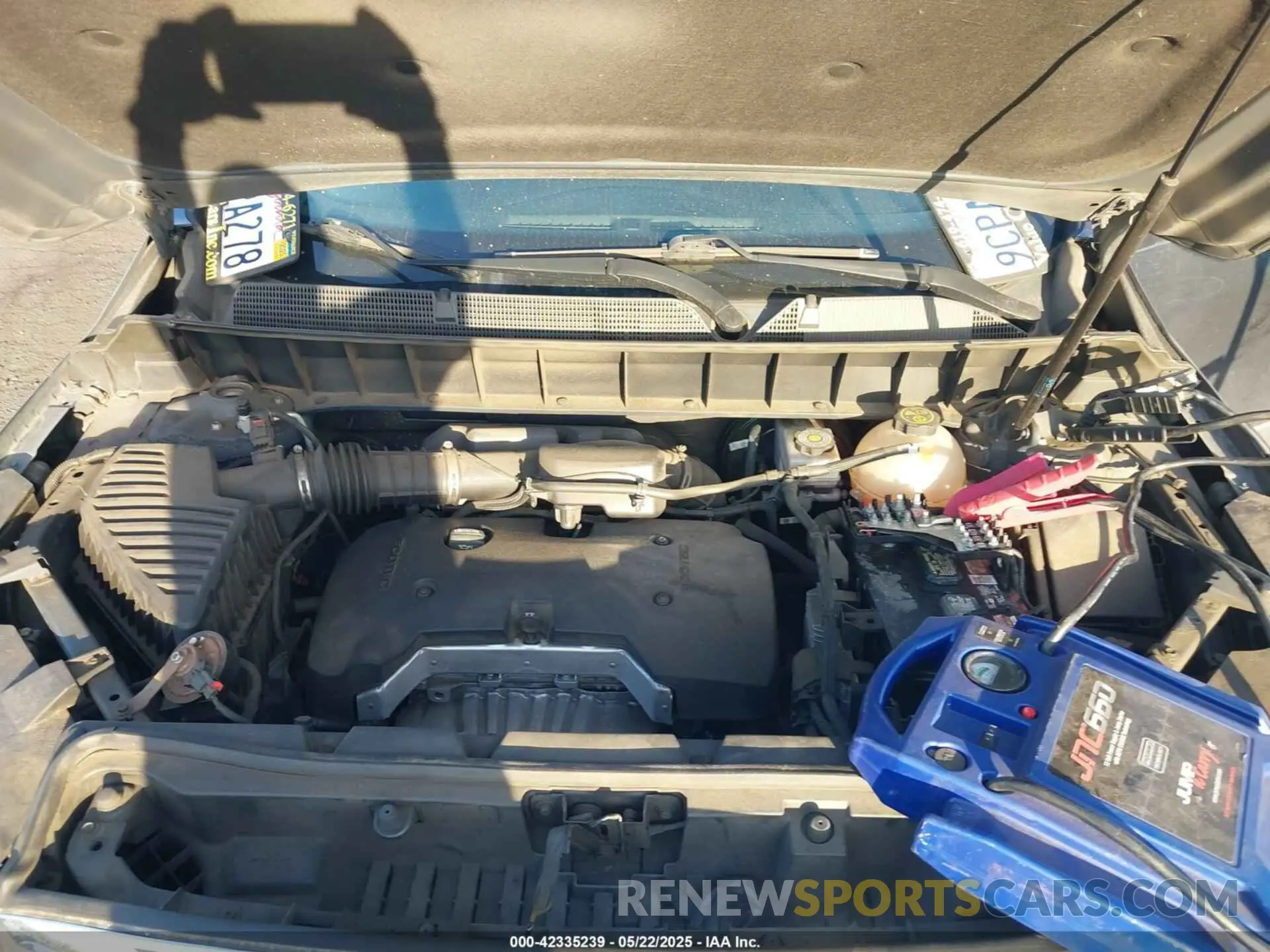 10 Photograph of a damaged car 1GKKNKLA8KZ279520 GMC ACADIA 2019