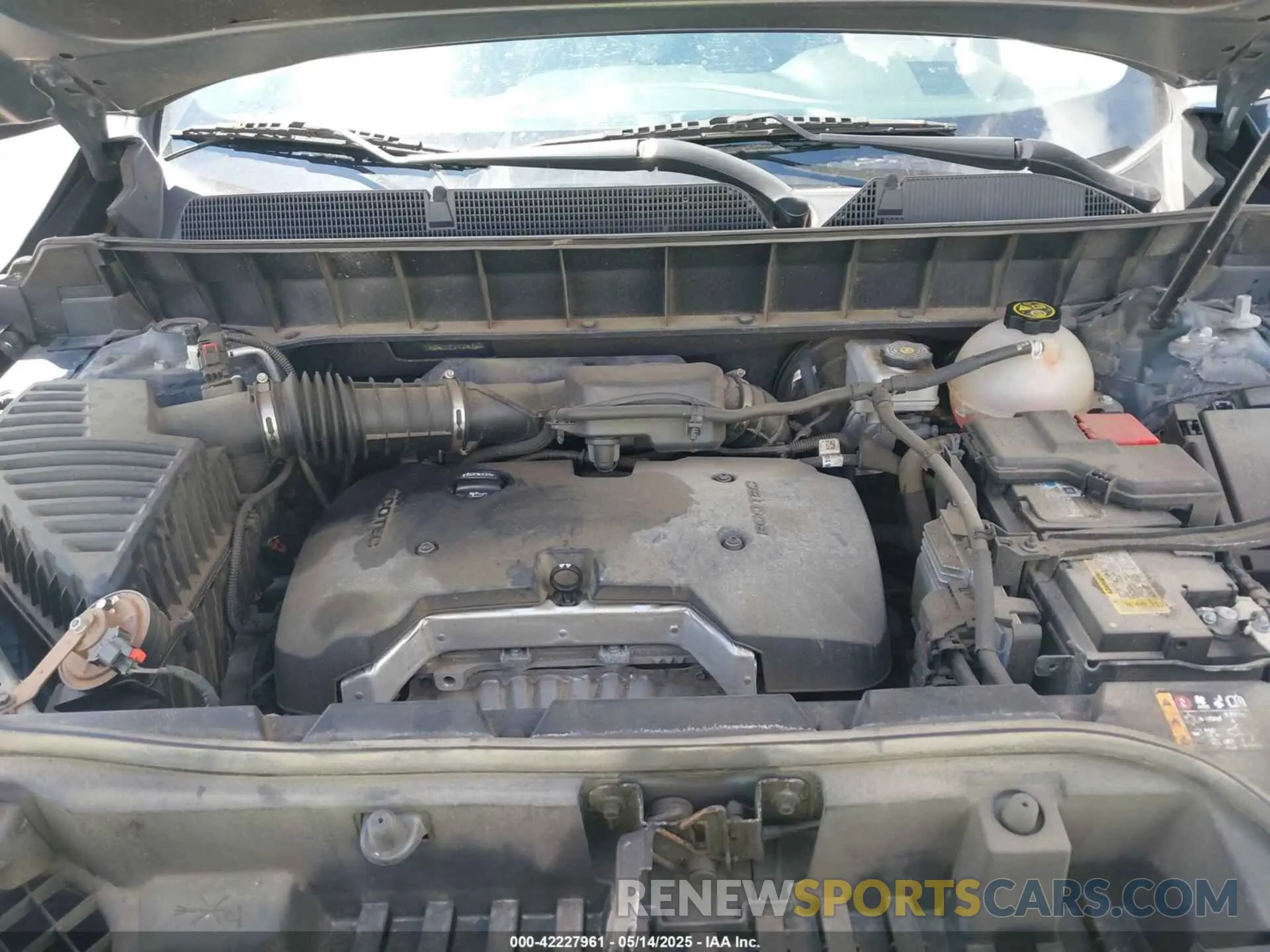 10 Photograph of a damaged car 1GKKNKLA8KZ298939 GMC ACADIA 2019
