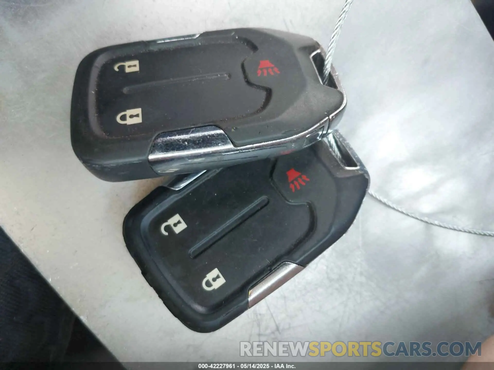 11 Photograph of a damaged car 1GKKNKLA8KZ298939 GMC ACADIA 2019